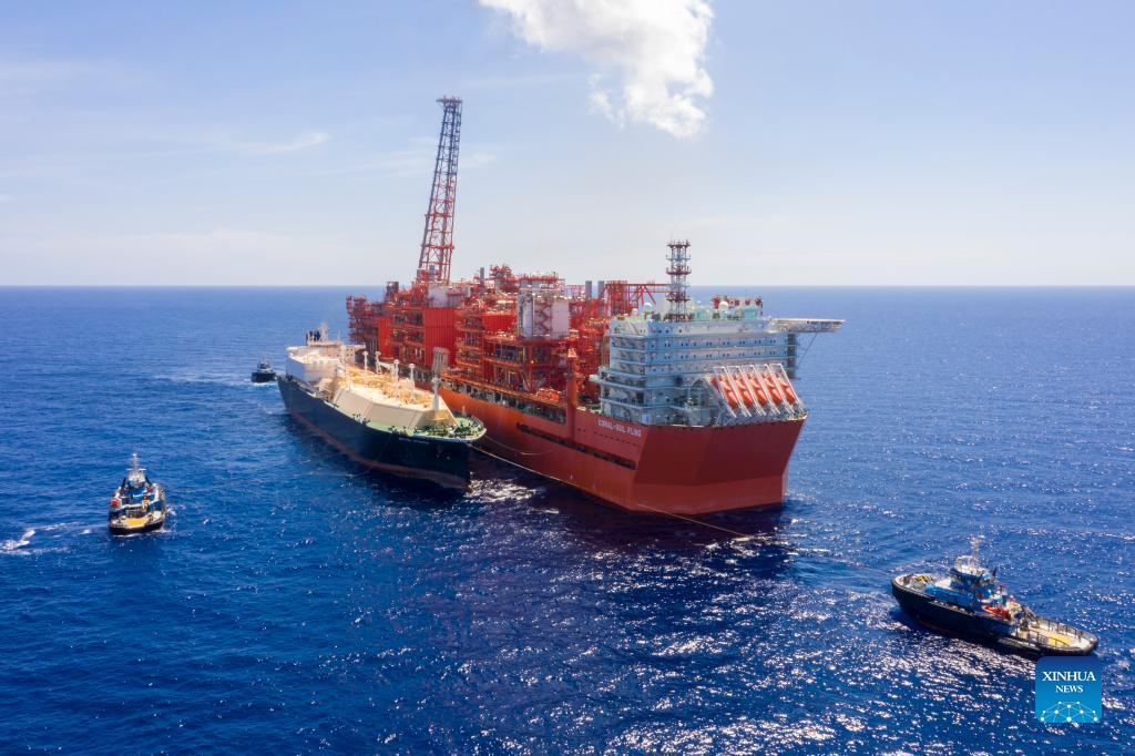 China inicia produção no projeto de petróleo no Brasil