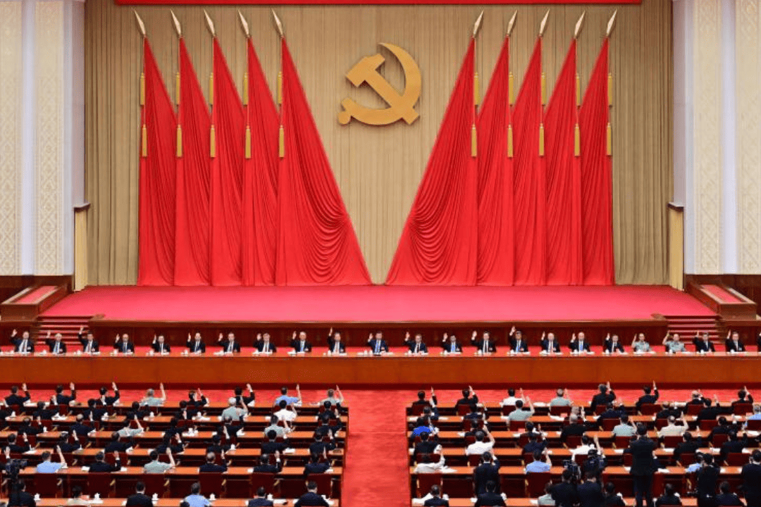 China cria regras para reduzir burocracia estatal