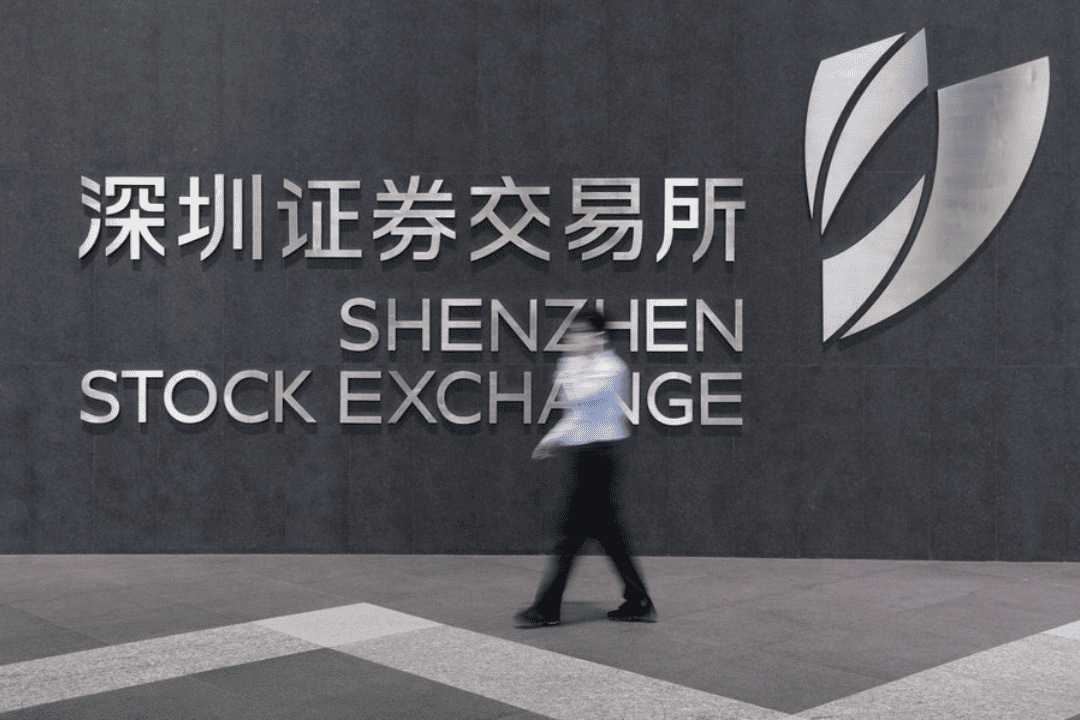 Ações da China atingem maior nível em quase uma década
