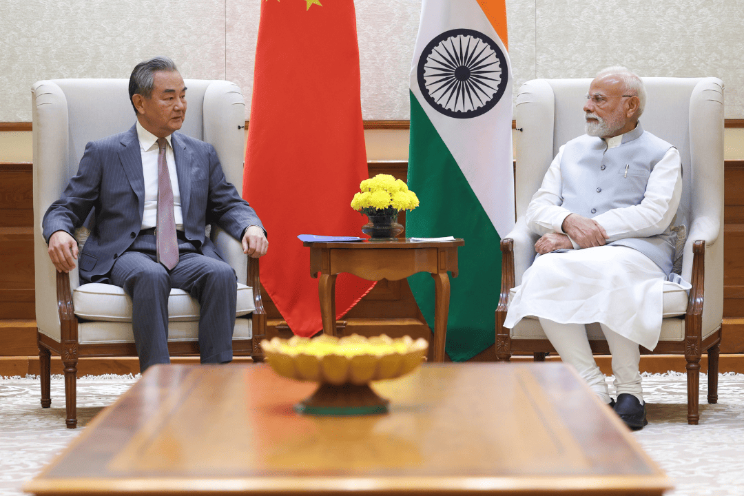 Reunião China-Índia termina com dez resoluções, e premiê Modi celebra