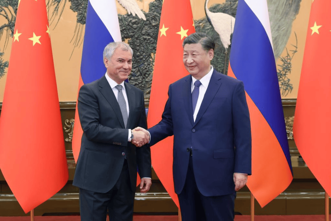 China e Rússia falam sobre combate às sanções e interferências externas