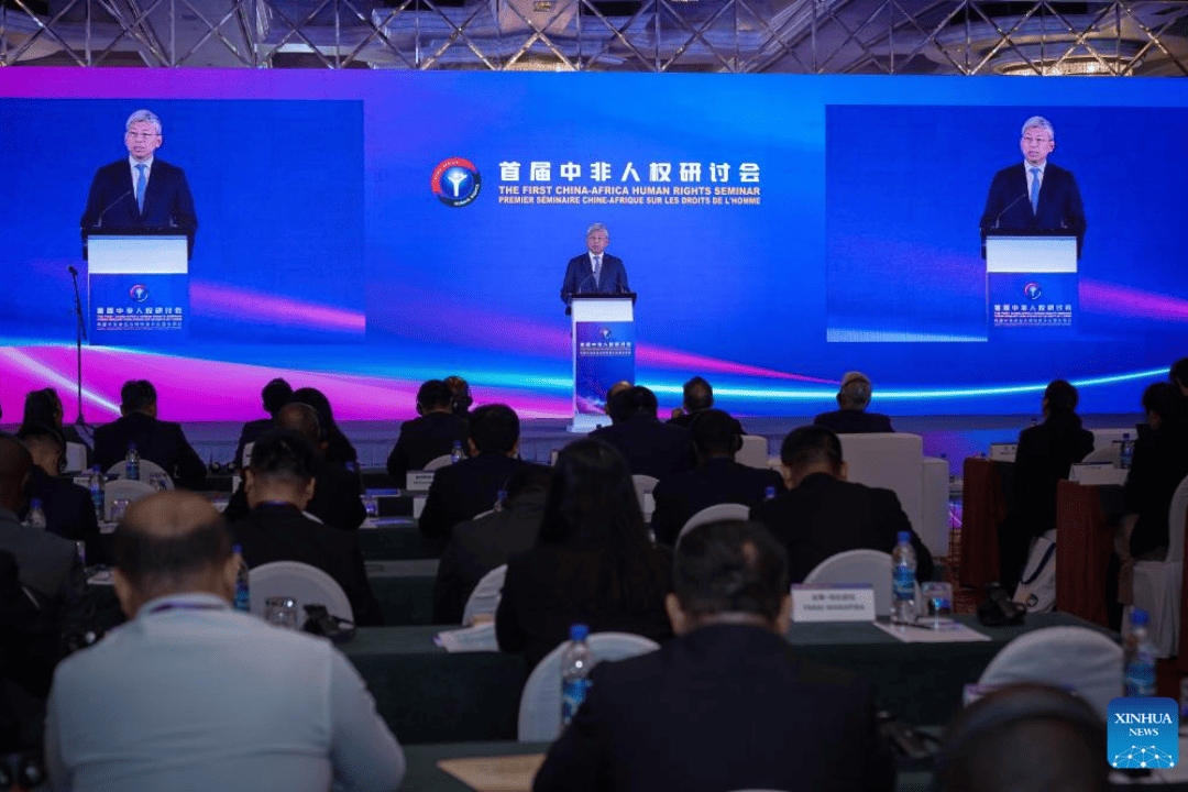 China e países da África debatem como desenvolvimento promove direitos humanos