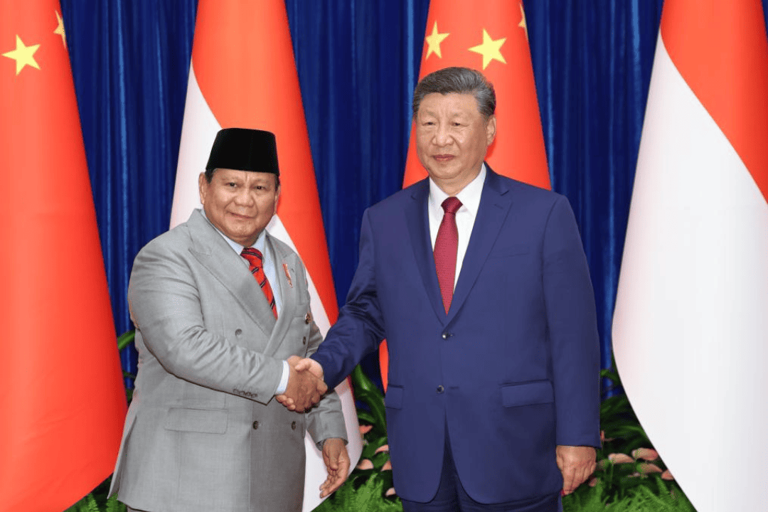 Indonésia busca ajuda da China na construção de muro gigante e bilionário para conter avanço do mar