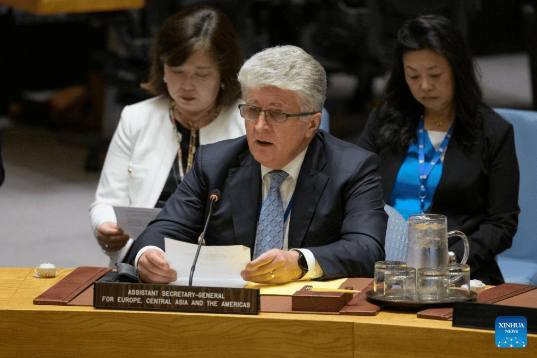 China pede cautela nas acusações sobre caças russos na Estônia