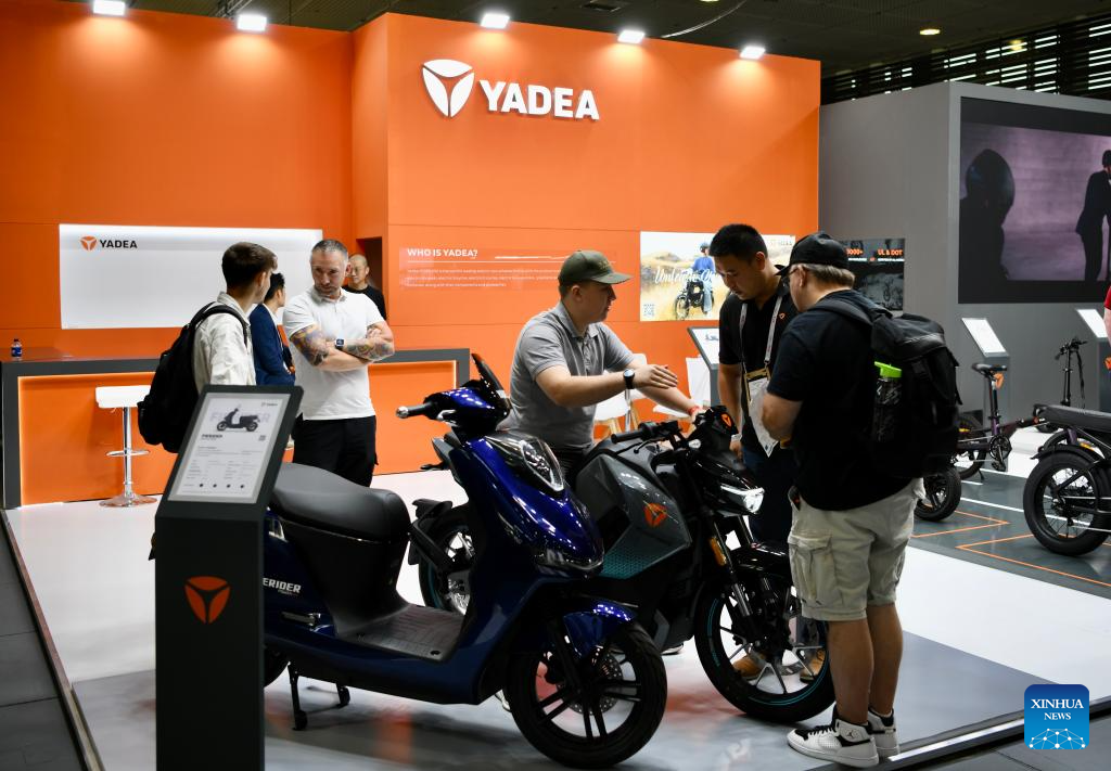 Empresa chinesa expande presença global com foco em mobilidade elétrica sustentável