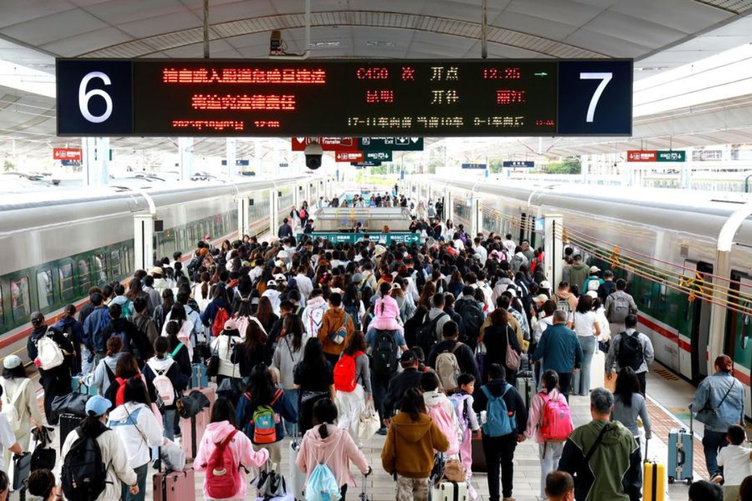 Ferrovias da China registram recorde de 23 milhões de viagens em um único dia