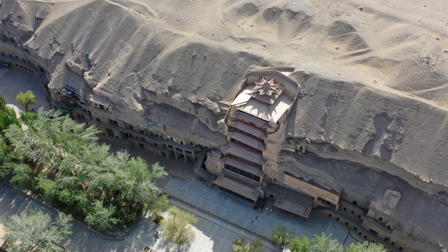 Grutas de Dunhuang recebem doações para ajuda na conservação