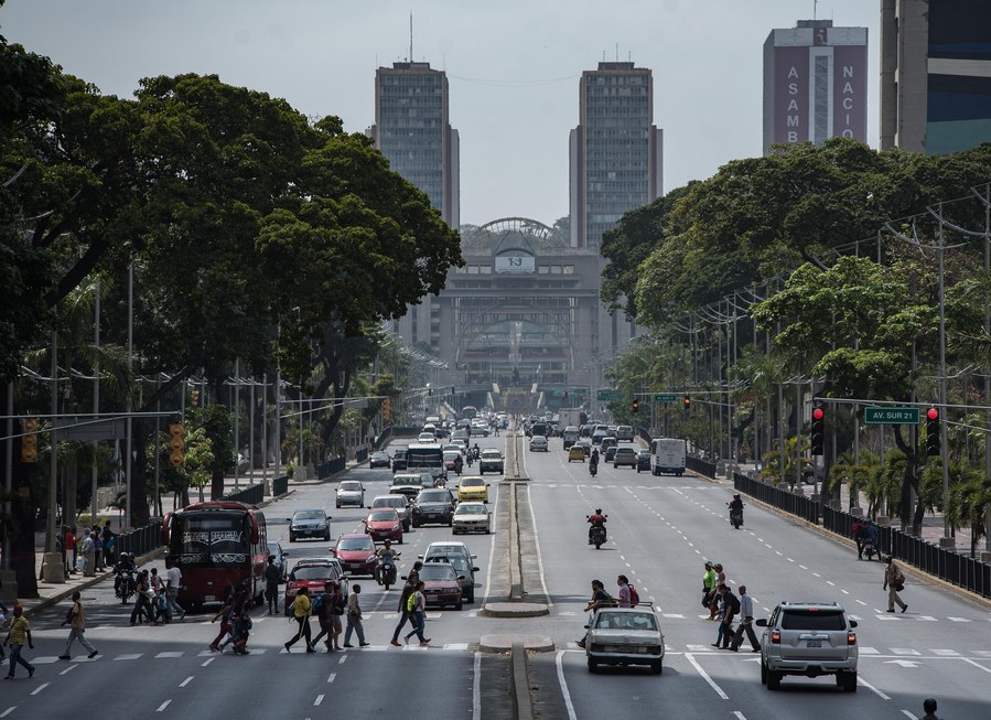 China critica sanções dos EUA à Venezuela e pede fim de medidas unilaterais