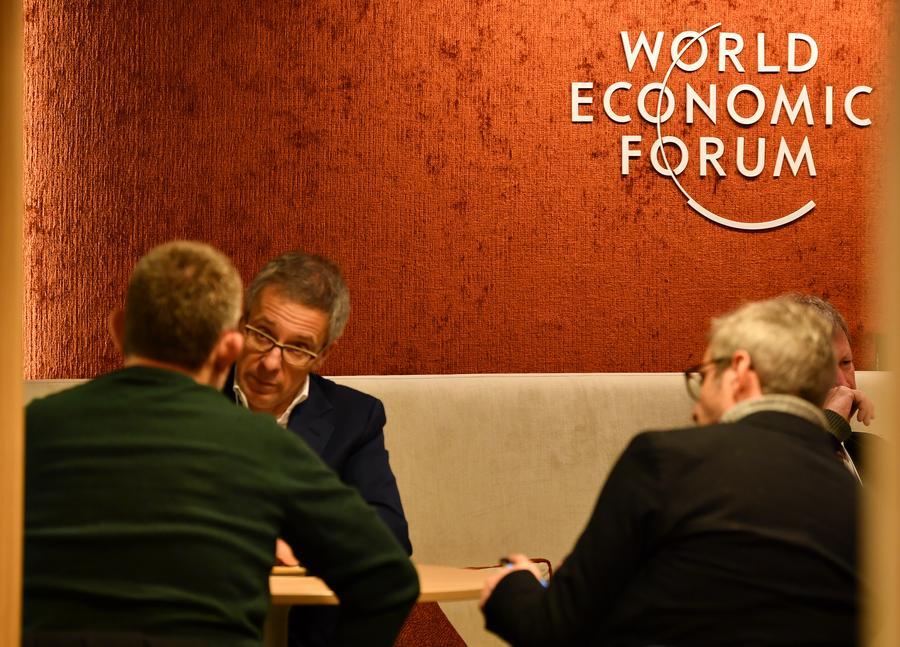 Economia da China deve crescer acima de 5% e seguir impulsionando o mundo, diz Fórum Econômico Mundial