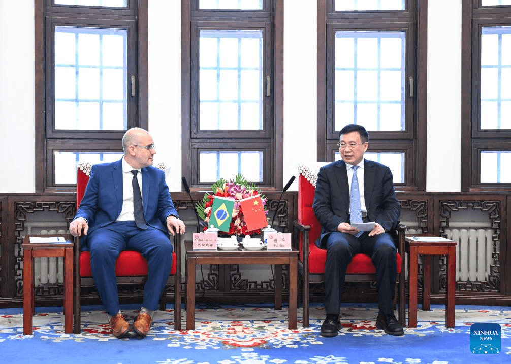 Xinhua e EBC discutem cooperação para ampliar intercâmbio de informações entre China e Brasil