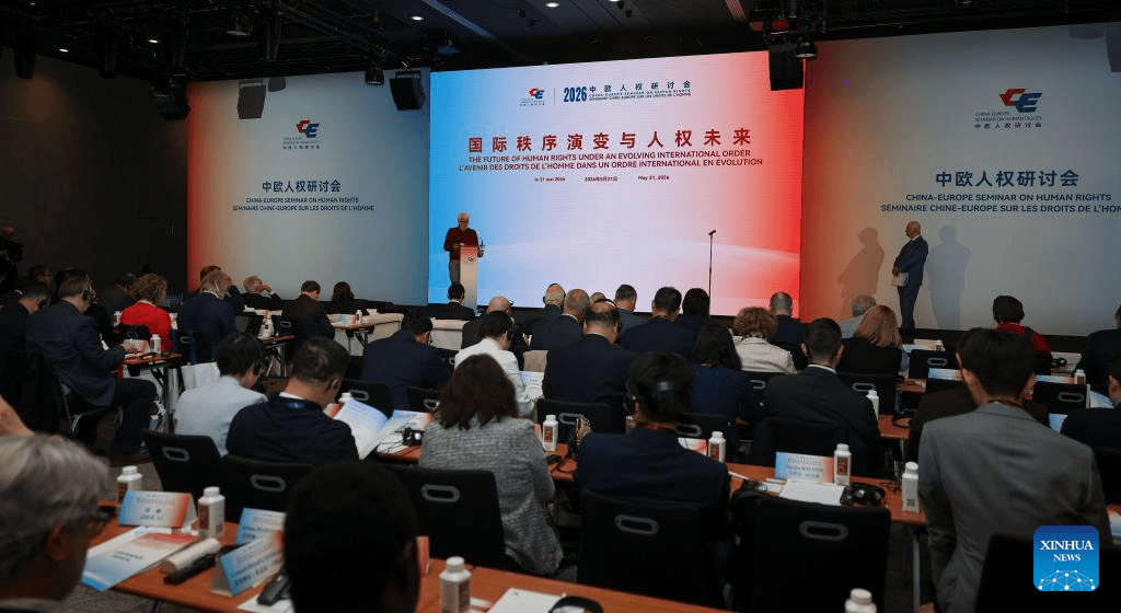 Seminário China-Europa debate direitos humanos e governança global em Paris