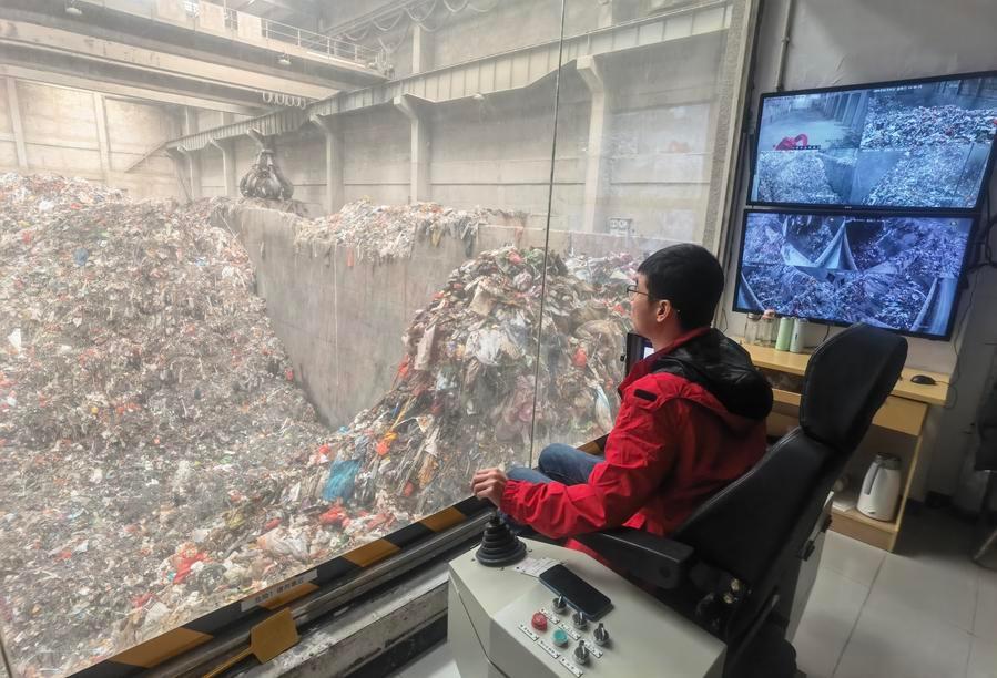 China quer elevar reciclagem de resíduos urbanos para mais de 76% até 2030
