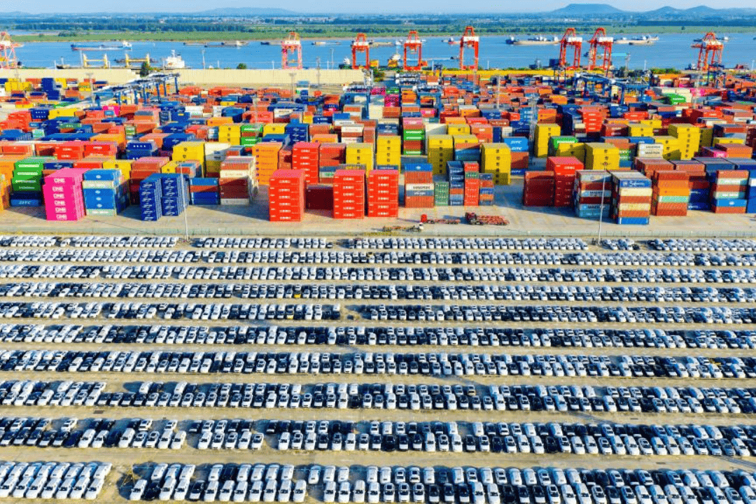 Troca subsidiada de bens de consumo gera 5 trilhões de yuans na China