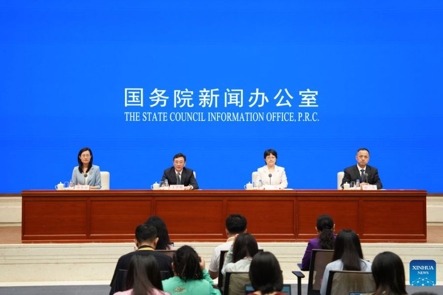 Manufatura de equipamentos se consolida como motor das exportações chinesas no 1º semestre