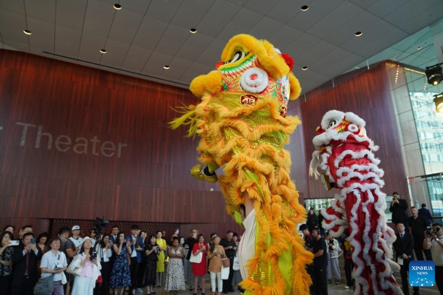 Dança do leão e hip-hop se encontram em festival da cultura chinesa de Nova York