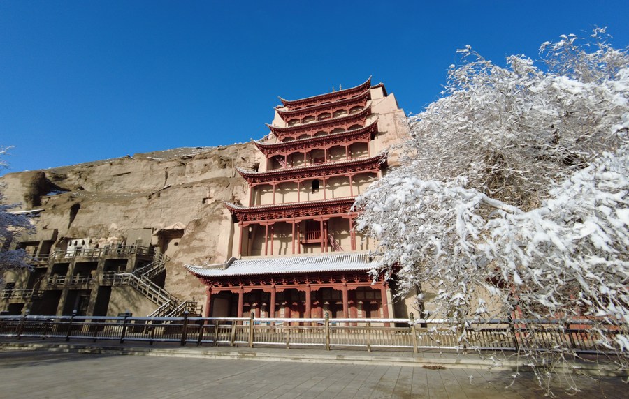 Portas inteligentes e sensores protegem os tesouros de Mogao contra as mudanças climáticas