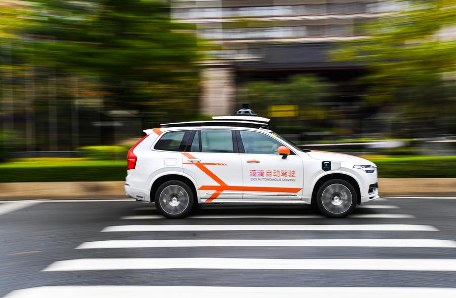 China cria regras nacionais obrigatórias para segurança de carros autônomos